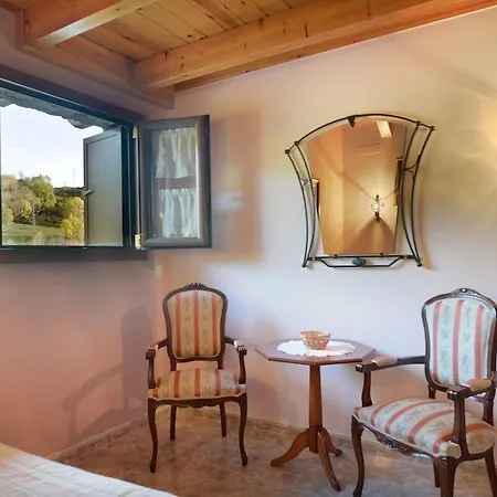 Ca De Graus מלון 2*