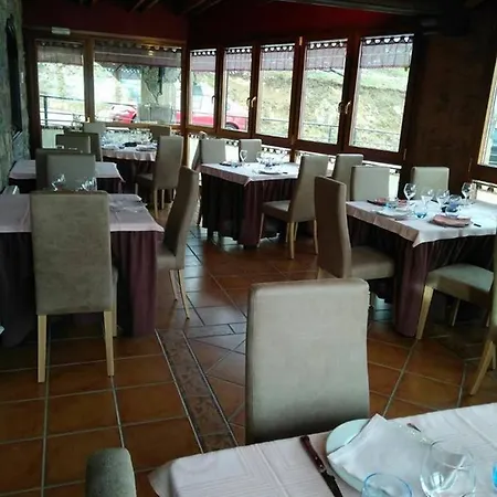 Ca De Graus Hotel 2*